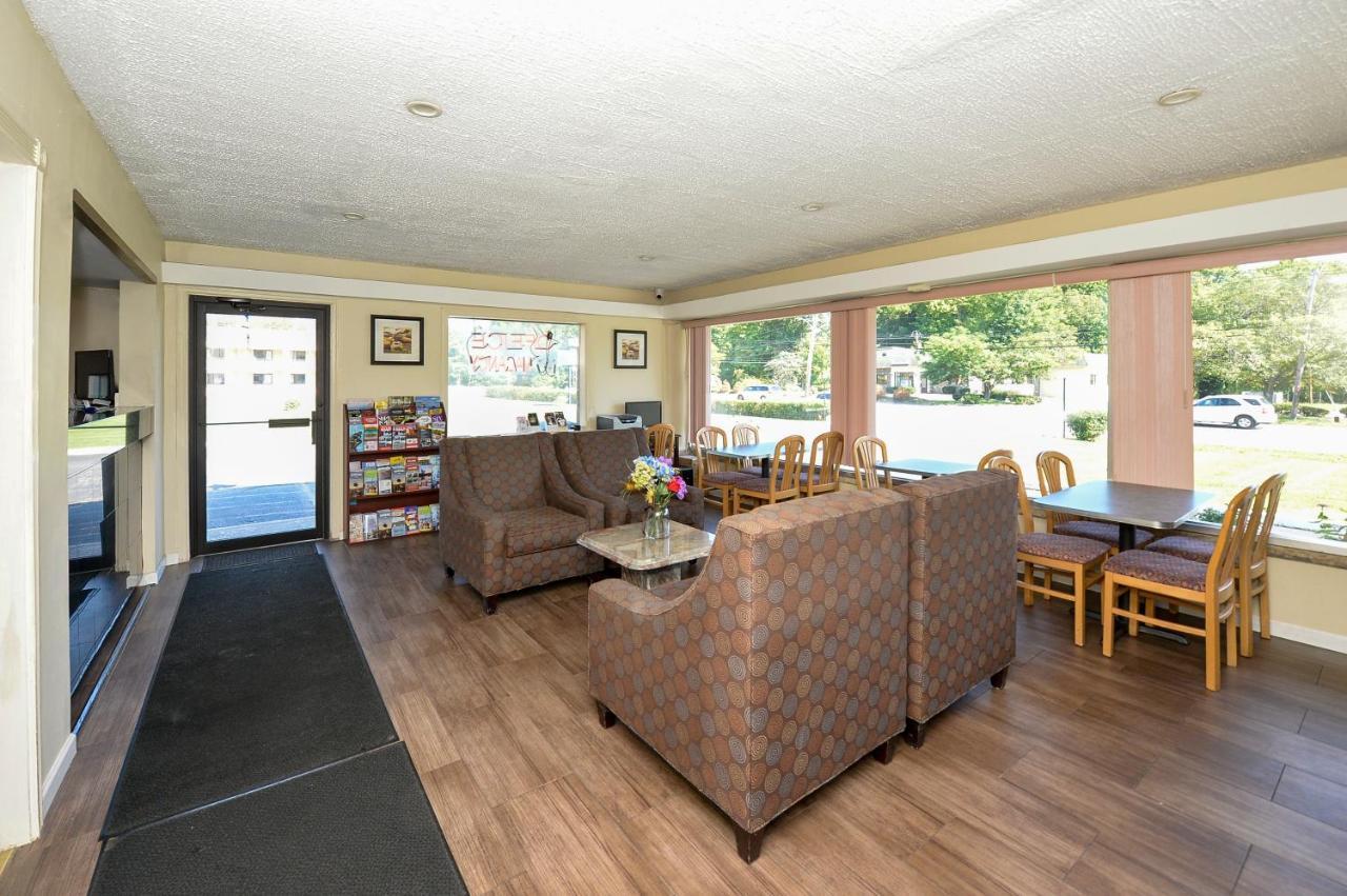 Americas Best Value Inn At Central Valley-Woodbury Εξωτερικό φωτογραφία