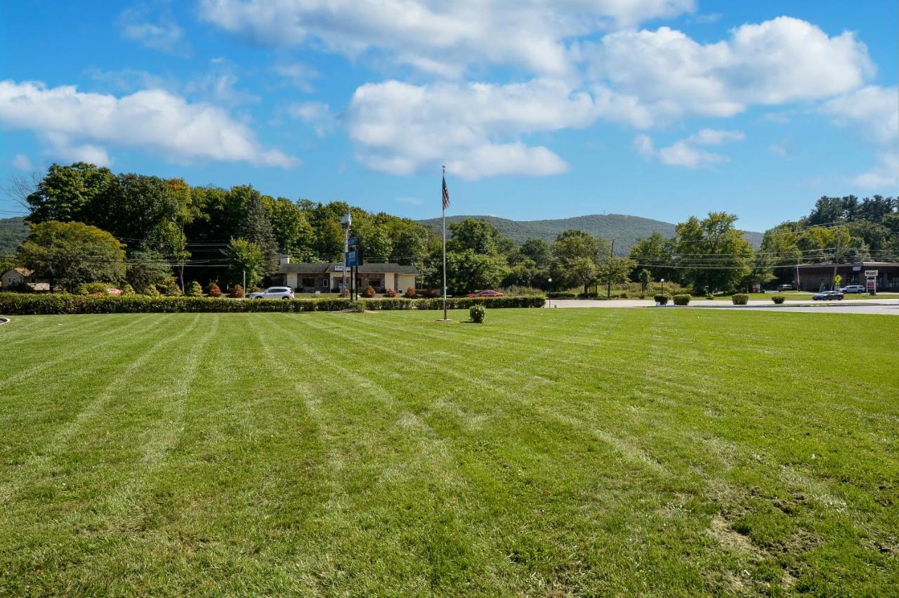 Americas Best Value Inn At Central Valley-Woodbury Εξωτερικό φωτογραφία